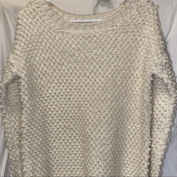 American Eagle Outfitters sweater - Picture 1 of 4